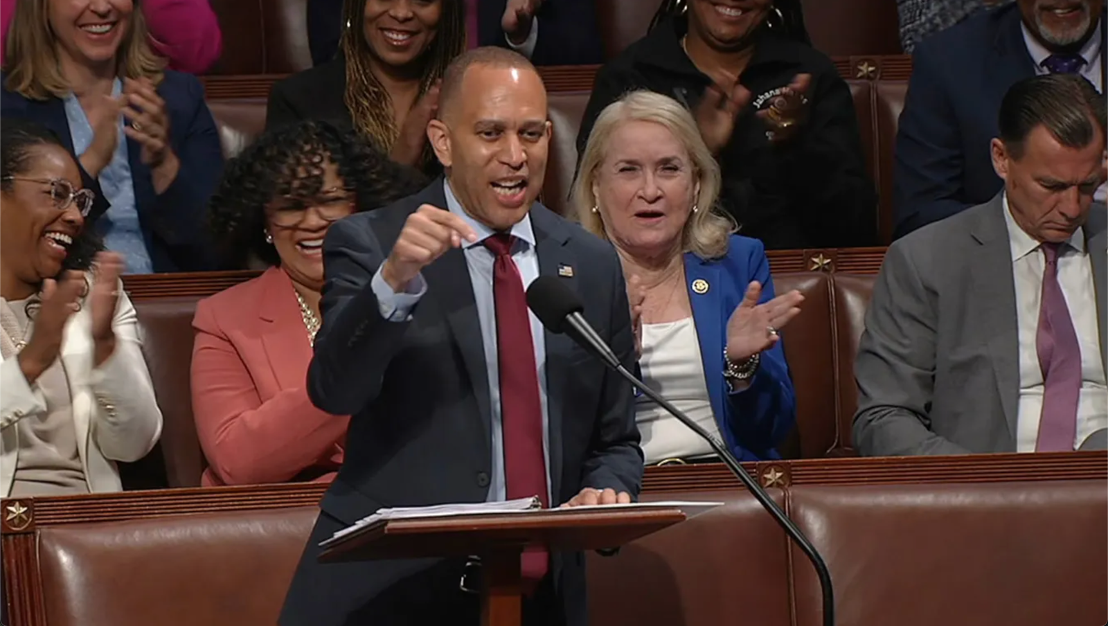 Hakeem Jeffries Shocks Congress With Record-Breaking Filibuster to Block Trump’s Controversial Budget Bill Trump Big Beautiful Bill